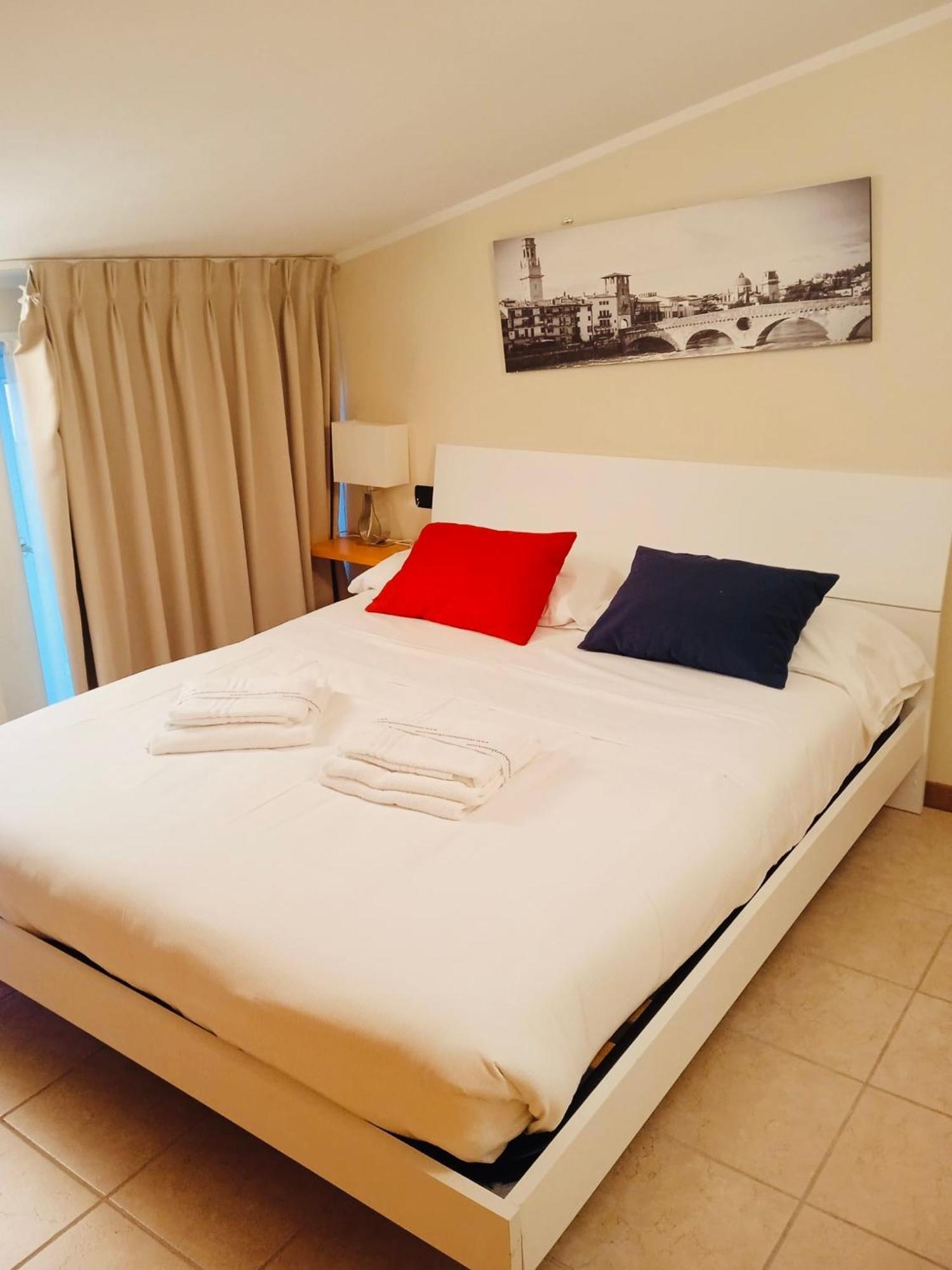 Residenza Villa Corno Alto Bagian luar foto