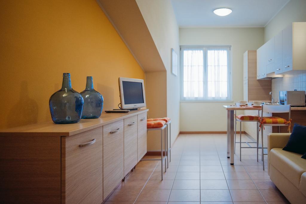 Residenza Villa Corno Alto Bagian luar foto