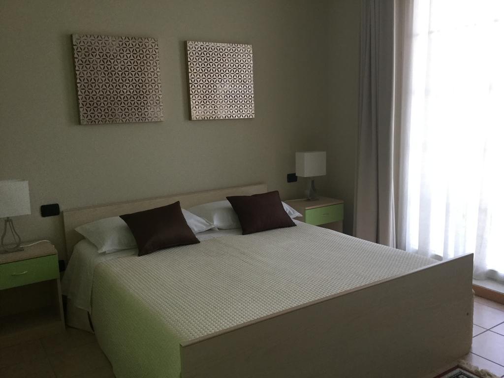 Residenza Villa Corno Alto Bagian luar foto